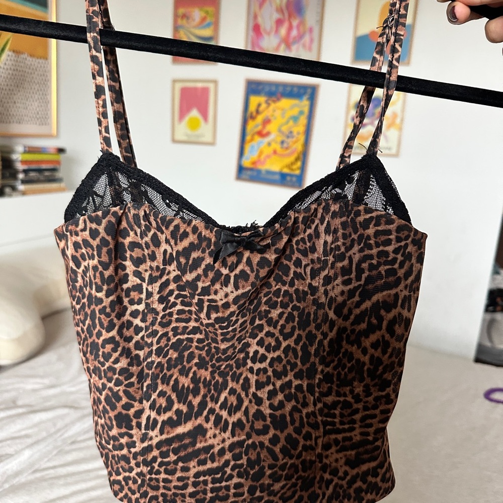EDIKTED Edin Leopard Print Mesh Bra size XS - Picture 5 of 9
